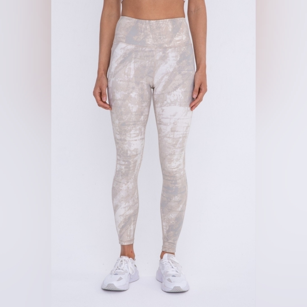 {Mono B} Conrete Patterned High Waisted Leggings - Size Large